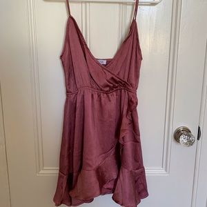 Tobi satin rose dress 🌺🌷💐